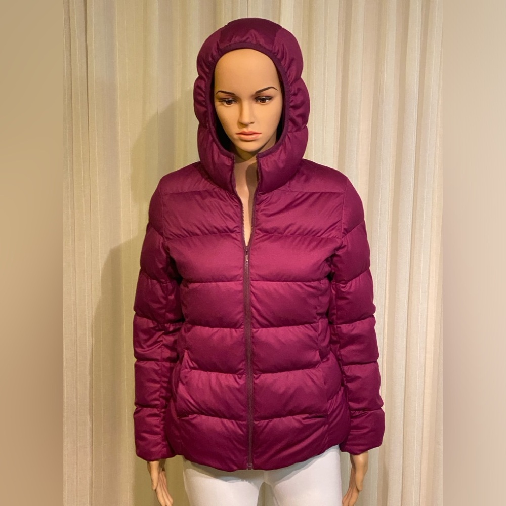 Uniqlo Down Puffer Bomber Jacket Hooded Women Size XS Purple Polyester